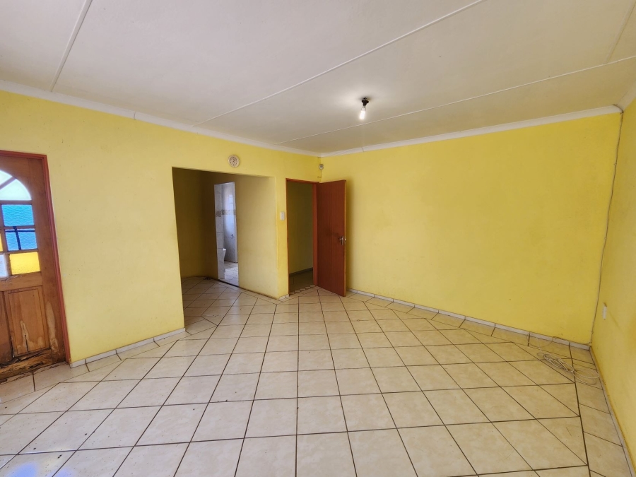 6 Bedroom Property for Sale in Flora Park Northern Cape